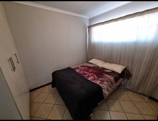 2 BEDROOM APARTMENT FOR SALE IN NOORDWYK